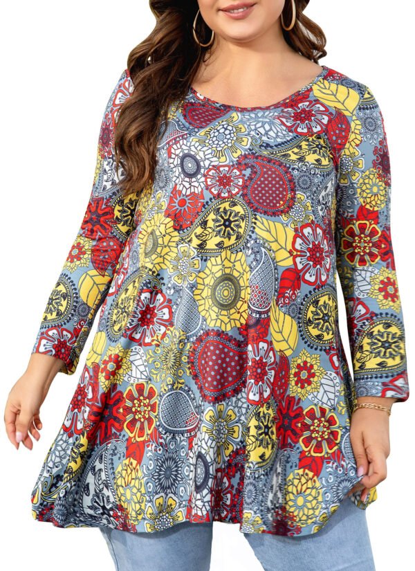 Womens Tunic Tops 3/4 Sleeve Plus Size Crew Neck Swing Flare Loose Fit T-Shirt Blouses to Wear with Leggings - Image 11
