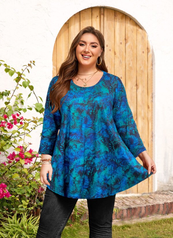 Womens Tunic 3/4 Sleeve Plus Size Tops Crew Neck Swing Flowy Loose Fit T-Shirt Blouses to Wear with Leggings - Image 2