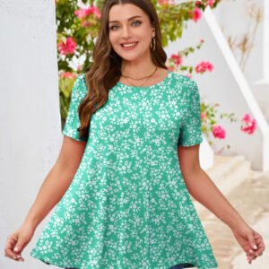 Tunic Tops for Women Plus Size Short Sleeve Crew Neck Swing Flare Loose T-Shirt Blouses to Wear with Leggings