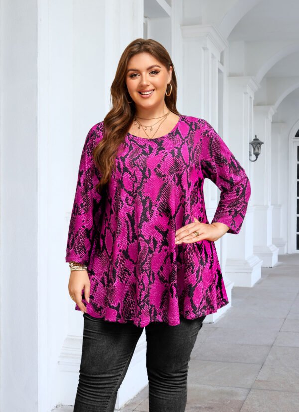 Womens Tunic 3/4 Sleeve Plus Size Tops Crew Neck Swing Flowy Loose Fit T-Shirt Blouses to Wear with Leggings