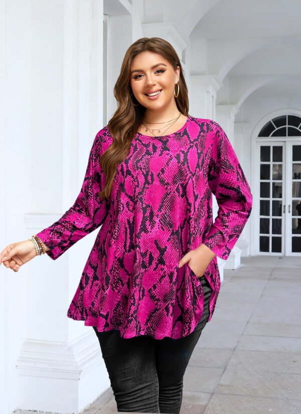 Womens Tunic 3/4 Sleeve Plus Size Tops Crew Neck Swing Flowy Loose Fit T-Shirt Blouses to Wear with Leggings - Image 2