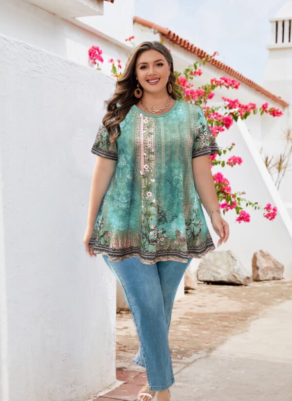 Tunic Tops for Women Plus Size Short Sleeve Crew Neck Swing Flare Loose T-Shirt Blouses to Wear with Leggings - Image 6