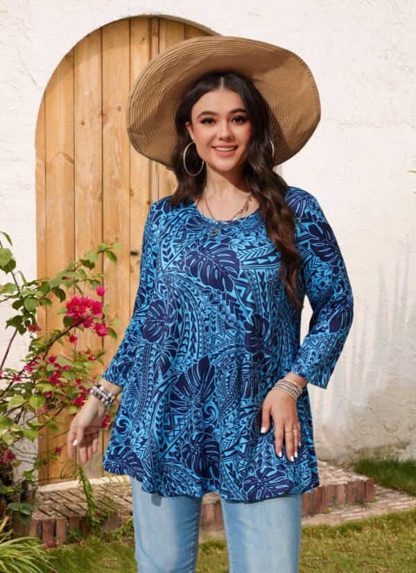 Womens Tunic Tops 3/4 Sleeve Plus Size Crew Neck Swing Flare Loose Fit T-Shirt Blouses to Wear with Leggings - Image 3