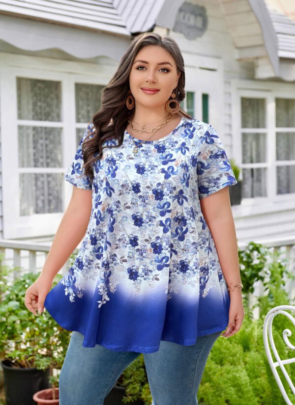 Tunic Tops for Women Plus Size Short Sleeve Crew Neck Swing Flare Loose T-Shirt Blouses to Wear with Leggings - Image 5