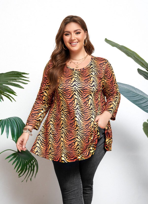 Womens Tunic Tops 3/4 Sleeve Plus Size Crew Neck Swing Flare Loose Fit T-Shirt Blouses to Wear with Leggings - Image 5
