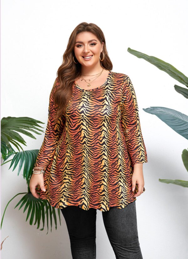 Womens Tunic Tops 3/4 Sleeve Plus Size Crew Neck Swing Flare Loose Fit T-Shirt Blouses to Wear with Leggings - Image 8