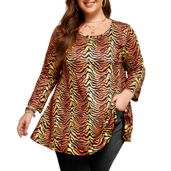 Womens Tunic Tops 3/4 Sleeve Plus Size Crew Neck Swing Flare Loose Fit T-Shirt Blouses to Wear with Leggings - Image 9