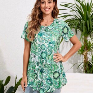 Tunic Tops for Women Plus Size Short Sleeve Crew Neck Swing Flare Loose T-Shirt Blouses to Wear with Leggings