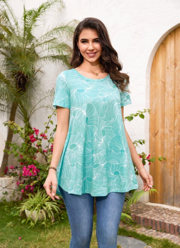 Tunic Tops for Women Plus Size Short Sleeve Crew Neck Swing Flare Loose T-Shirt Blouses to Wear with Leggings - Image 7