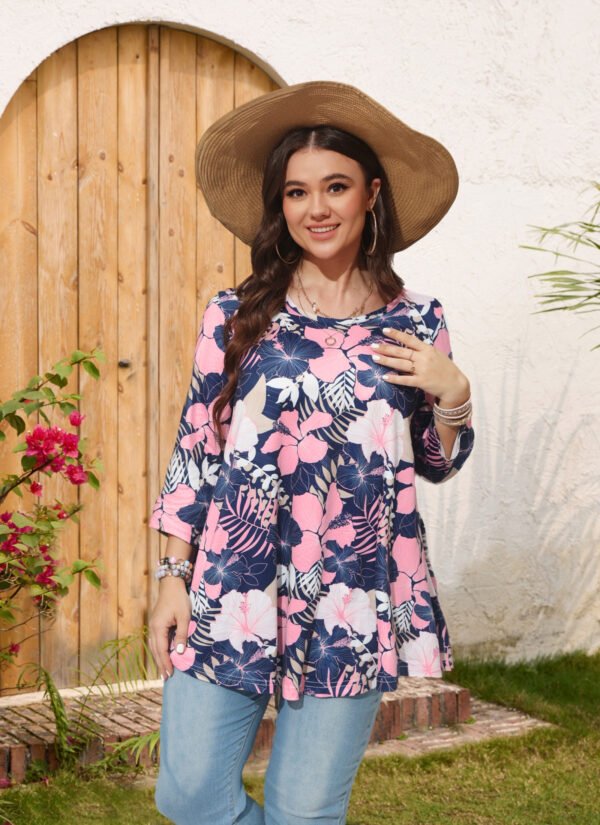Womens Tunic Tops 3/4 Sleeve Plus Size Crew Neck Swing Flare Loose Fit T-Shirt Blouses to Wear with Leggings - Image 6