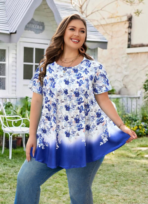 Tunic Tops for Women Plus Size Short Sleeve Crew Neck Swing Flare Loose T-Shirt Blouses to Wear with Leggings - Image 2