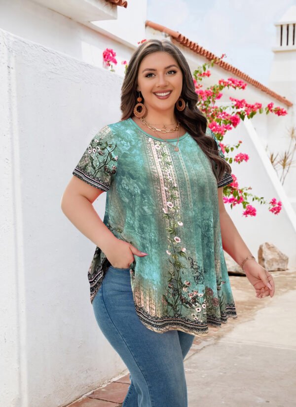 Tunic Tops for Women Plus Size Short Sleeve Crew Neck Swing Flare Loose T-Shirt Blouses to Wear with Leggings - Image 2