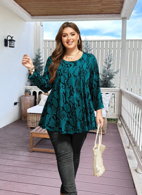 Tunic Tops for Women Plus Size 3/4 Sleeve Crew Neck Swing Flare Loose T-Shirt Blouses to Wear with Leggings - Image 4