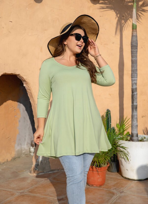 Womens Tunic Tops 3/4 Sleeve Plus Size Crew Neck Swing Flare Loose Fit T-Shirt Blouses to Wear with Leggings - Image 4