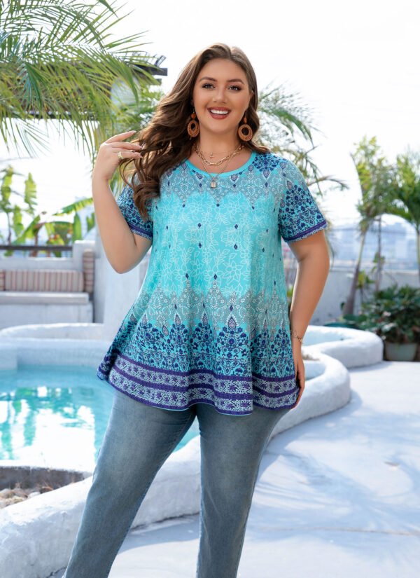 Tunic Tops for Women Plus Size Short Sleeve Crew Neck Swing Flare Loose T-Shirt Blouses to Wear with Leggings - Image 3