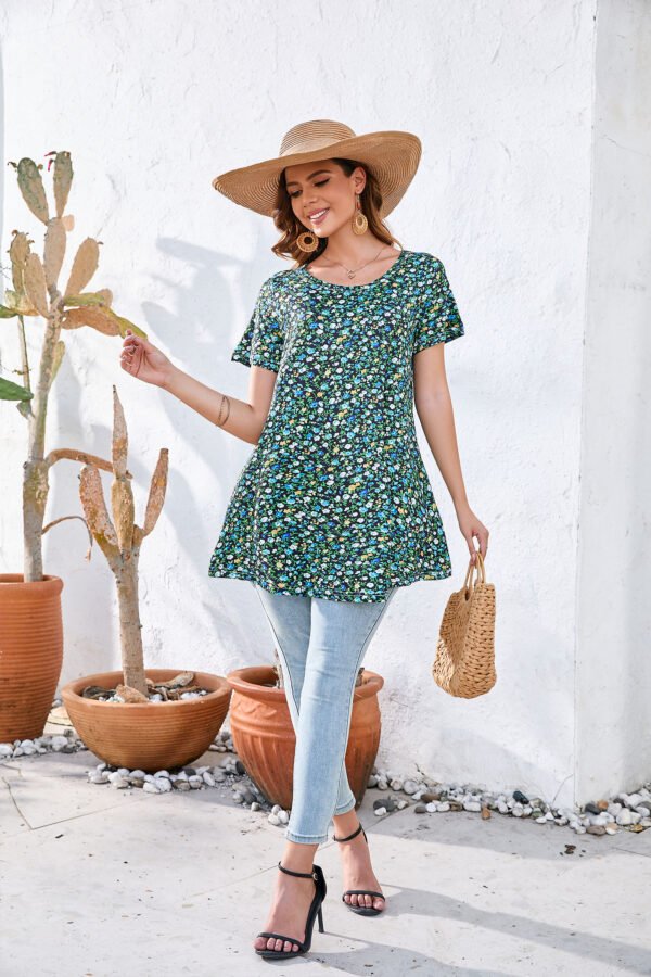 Tunic Tops for Women Plus Size Short Sleeve Crew Neck Swing Flare Loose T-Shirt Blouses to Wear with Leggings - Image 3